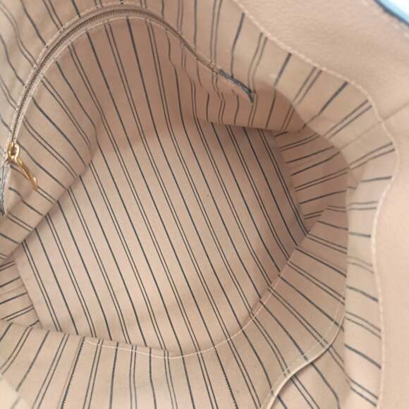 Louis Vuitton Bagatelle Hobo Empreinte #210534L16B - Picture 8 of 9